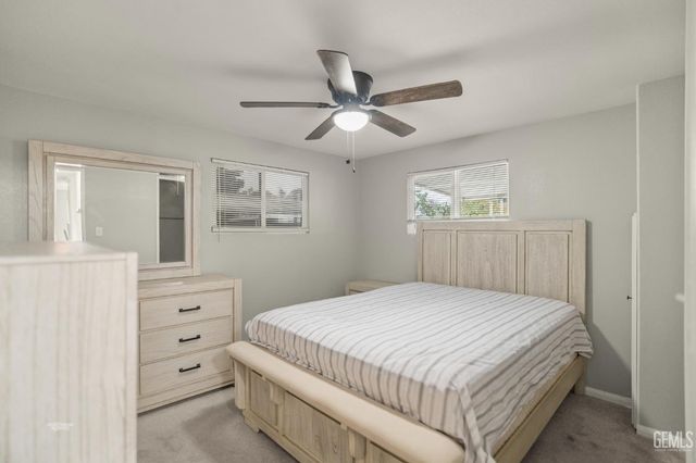 900 James Road 17, Bakersfield, CA 93308