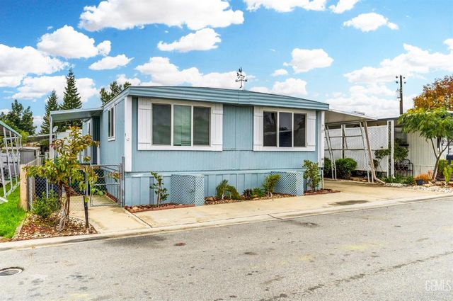 900 James Road 17, Bakersfield, CA 93308