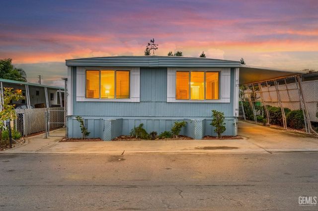 900 James Road 17, Bakersfield, CA 93308