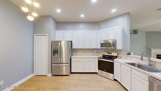 9357 PICARTY Drive, Jacksonville, FL 32244