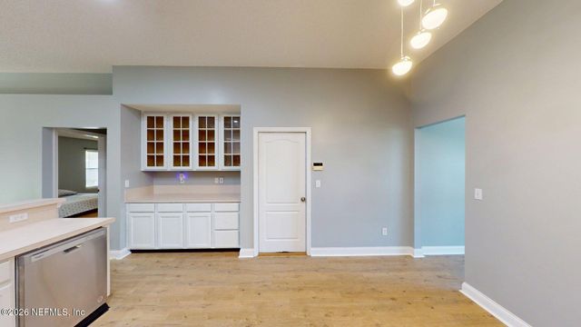 9357 PICARTY Drive, Jacksonville, FL 32244