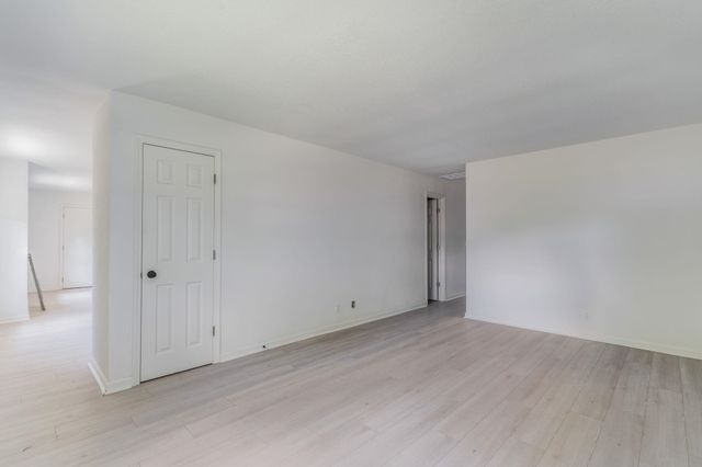 1520 E Catalina, Wichita, KS 67216