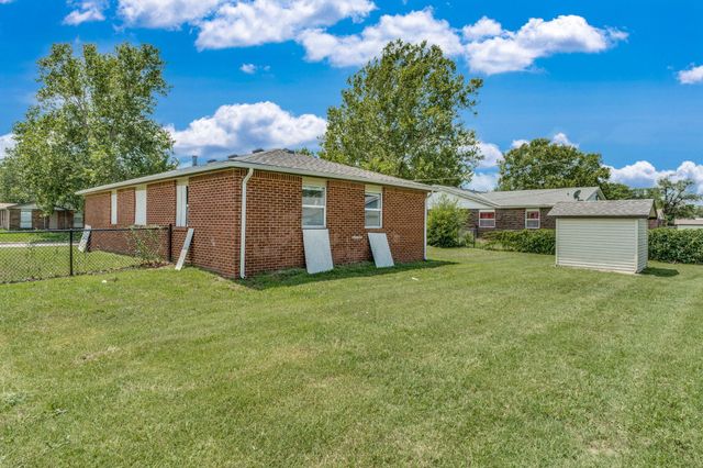 1520 E Catalina, Wichita, KS 67216