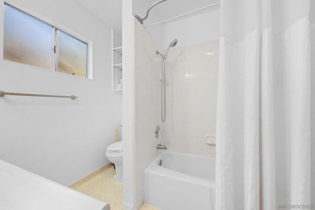 741 Rossiter Lane, Fallbrook, CA 92028