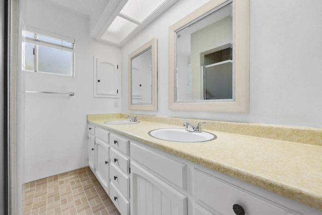 741 Rossiter Lane, Fallbrook, CA 92028