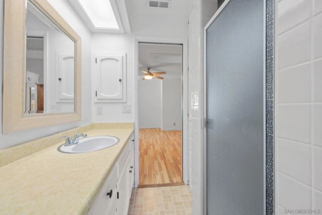 741 Rossiter Lane, Fallbrook, CA 92028