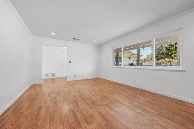 741 Rossiter Lane, Fallbrook, CA 92028