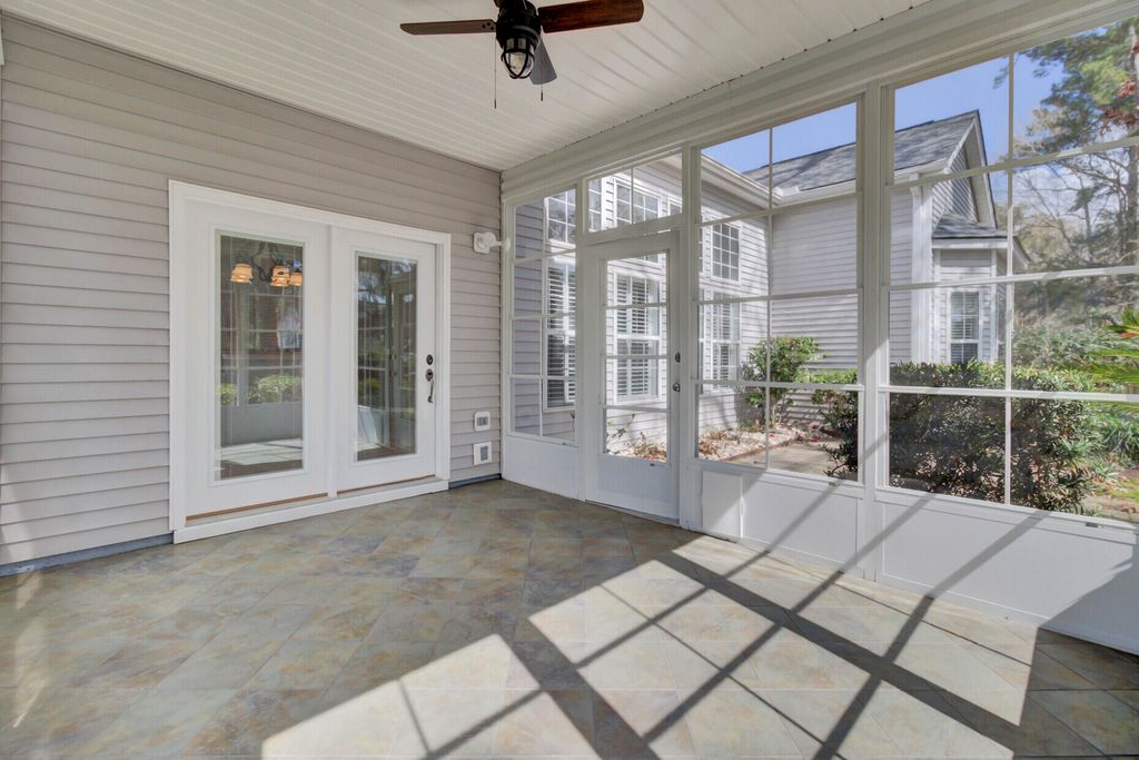Image 20 of property listing at 104 Pristine Court, Summerville, SC 29485