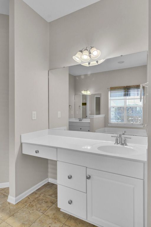 Image 27 of property listing at 104 Pristine Court, Summerville, SC 29485