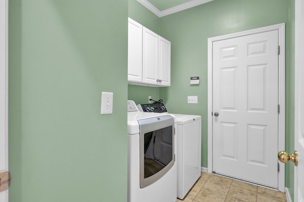 Image 38 of property listing at 104 Pristine Court, Summerville, SC 29485