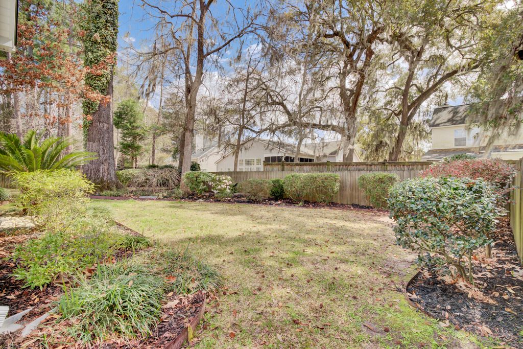 Image 40 of property listing at 104 Pristine Court, Summerville, SC 29485