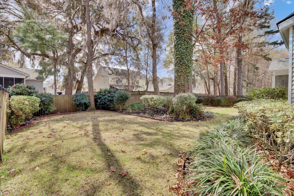 Image 41 of property listing at 104 Pristine Court, Summerville, SC 29485