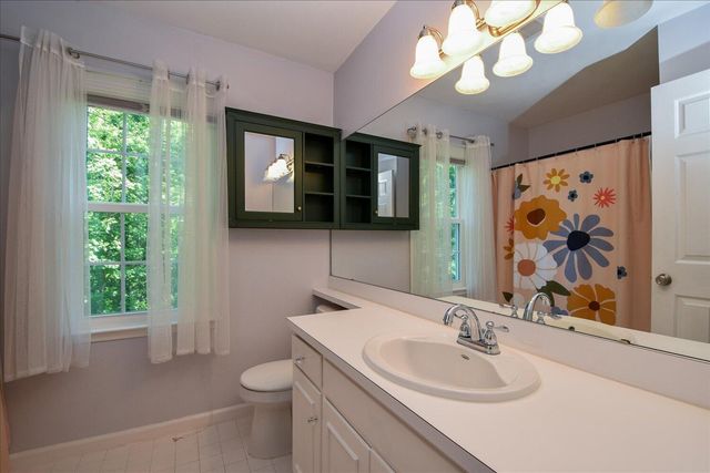 5526 Westbriar CT, Roanoke, VA 24018