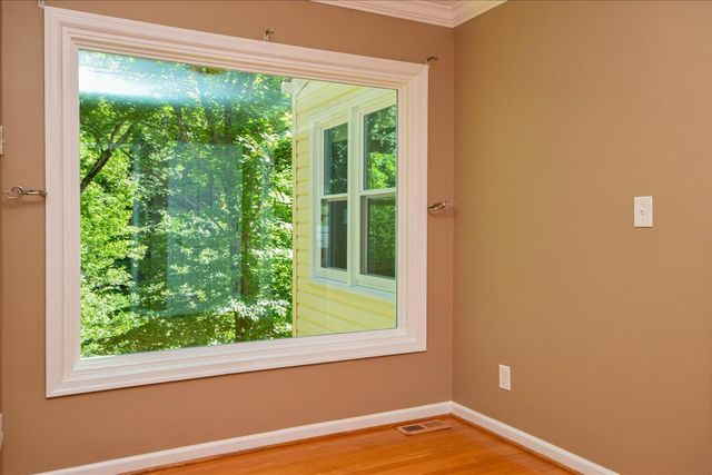 5526 Westbriar CT, Roanoke, VA 24018