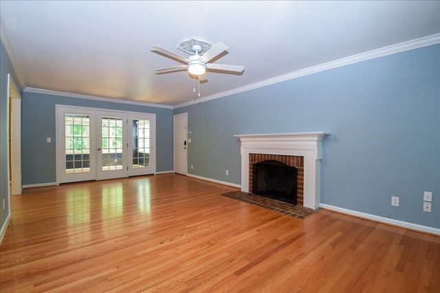 5526 Westbriar CT, Roanoke, VA 24018