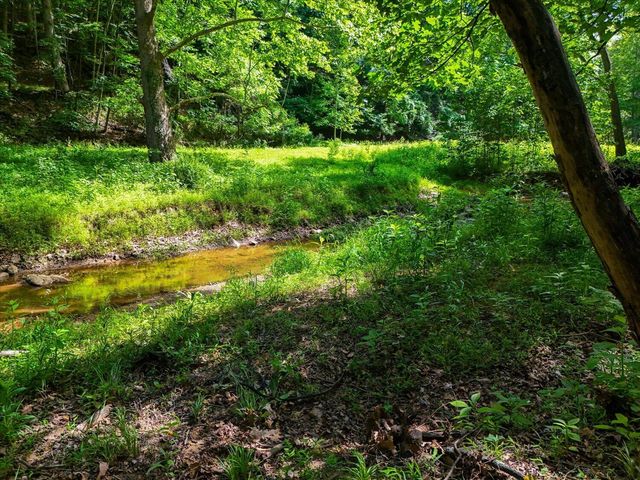 5526 Westbriar CT, Roanoke, VA 24018
