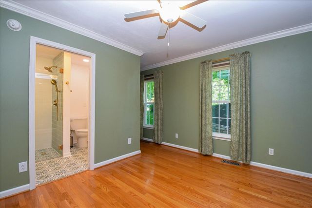 5526 Westbriar CT, Roanoke, VA 24018