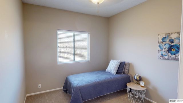 14456 Camden Circle, Omaha, NE 68116