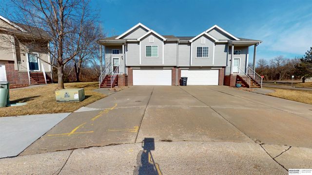 14456 Camden Circle, Omaha, NE 68116