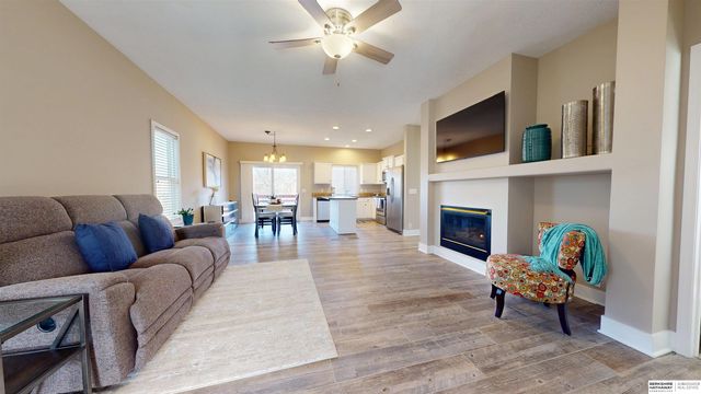 14456 Camden Circle, Omaha, NE 68116