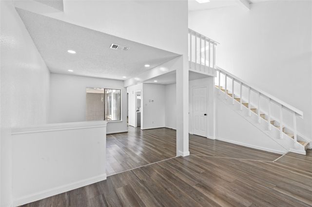 13002 Greenway Chase Court, Houston, TX 77072