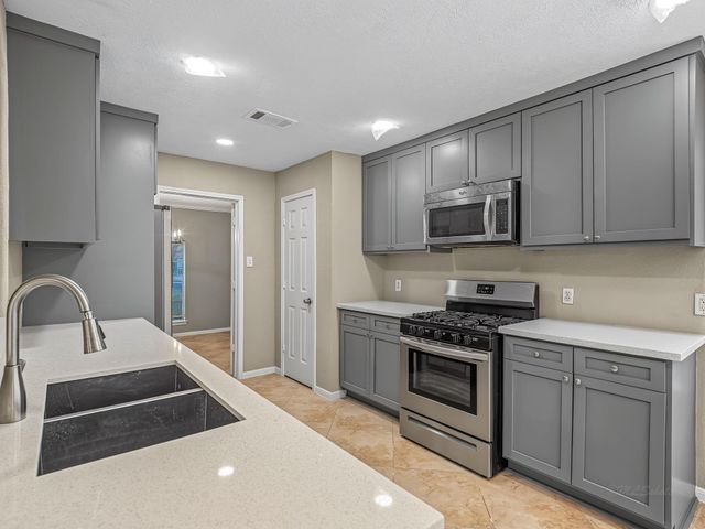 2026 Mossy Trail Drive, Katy, TX 77450