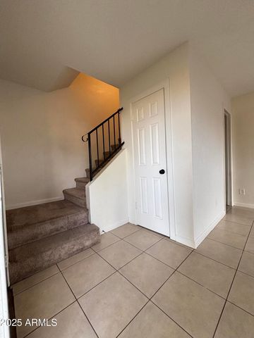 6033 W GOLDEN Lane, Glendale, AZ 85302