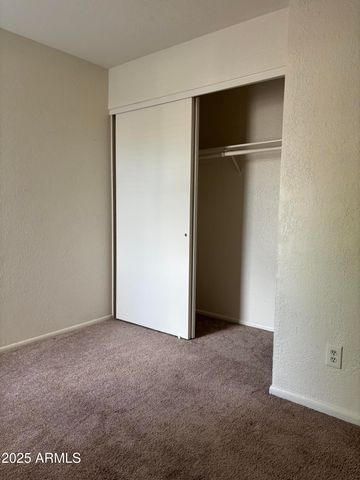 6033 W GOLDEN Lane, Glendale, AZ 85302