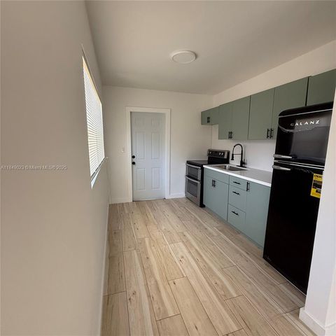 1827 N Dixie Hwy, Fort Lauderdale, FL 33305