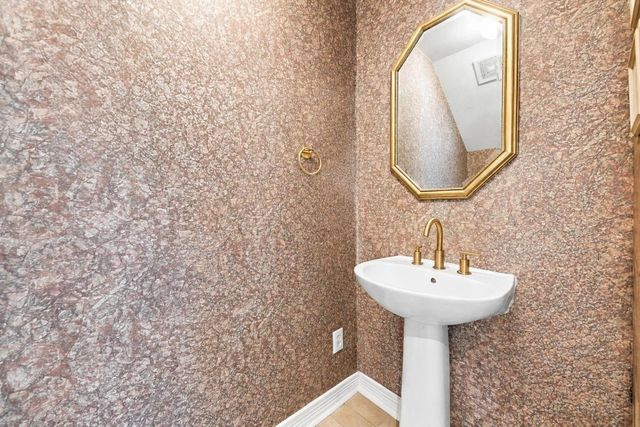 4907 Cambridge Street, Sugar Land, TX 77479