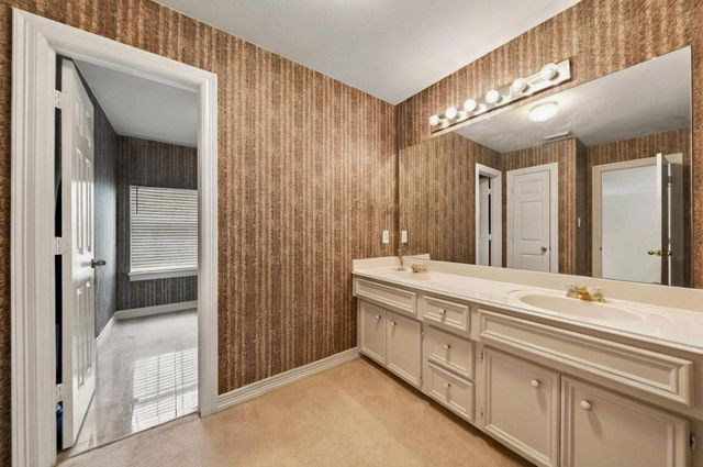 4907 Cambridge Street, Sugar Land, TX 77479