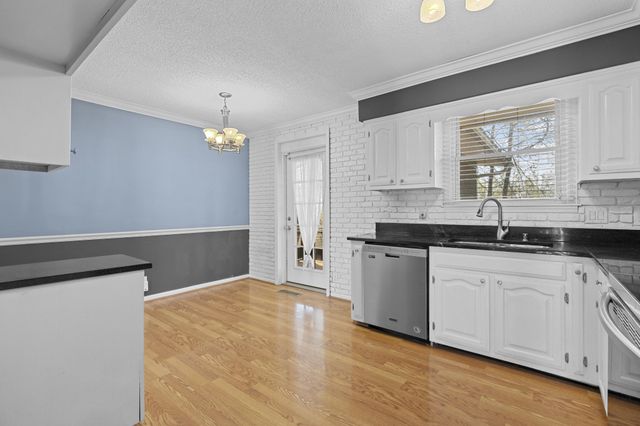 604 Highland View Ct, Hermitage, TN 37076