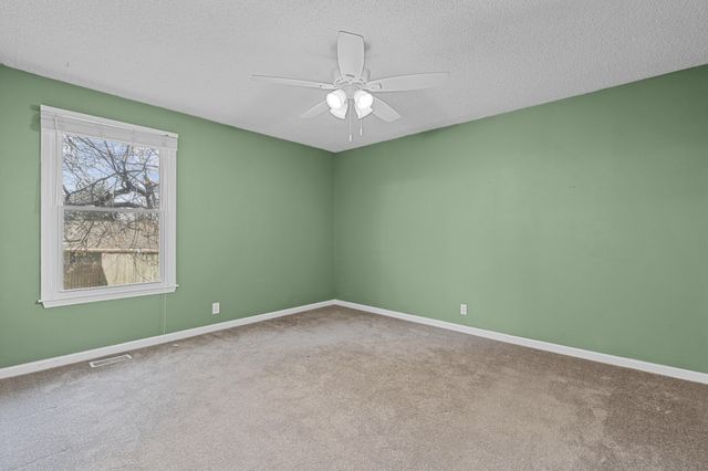 604 Highland View Ct, Hermitage, TN 37076