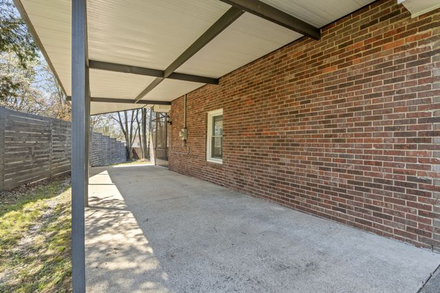 604 Highland View Ct, Hermitage, TN 37076