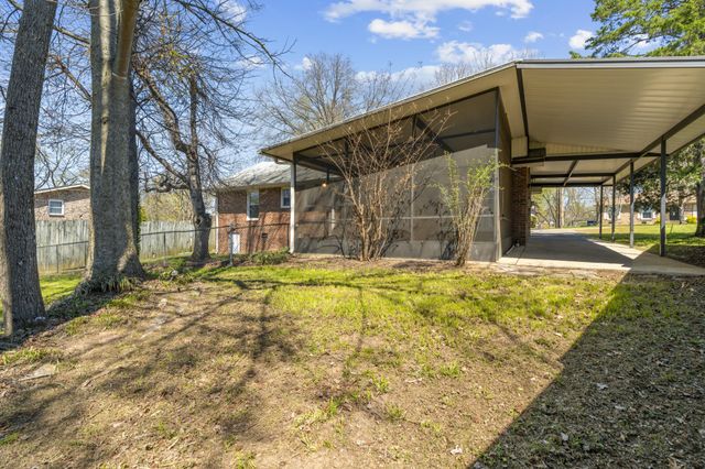 604 Highland View Ct, Hermitage, TN 37076