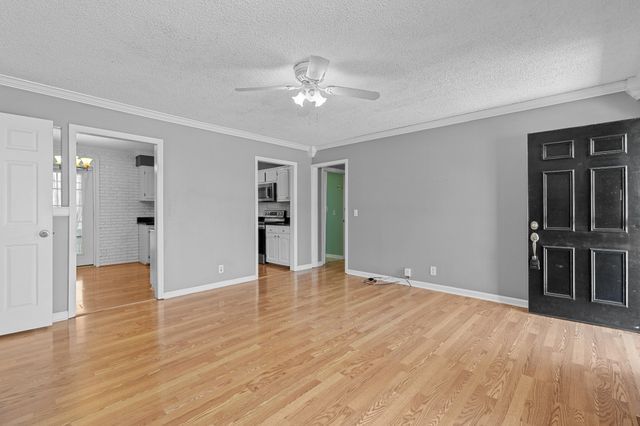 604 Highland View Ct, Hermitage, TN 37076