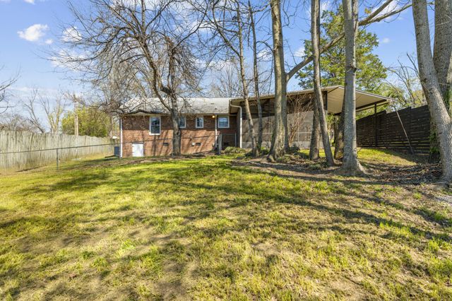 604 Highland View Ct, Hermitage, TN 37076