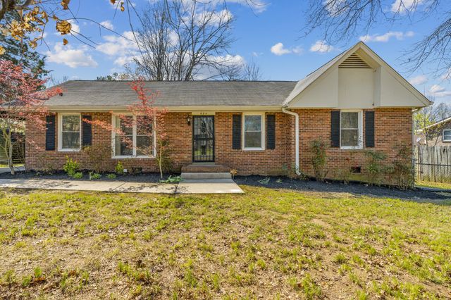 604 Highland View Ct, Hermitage, TN 37076