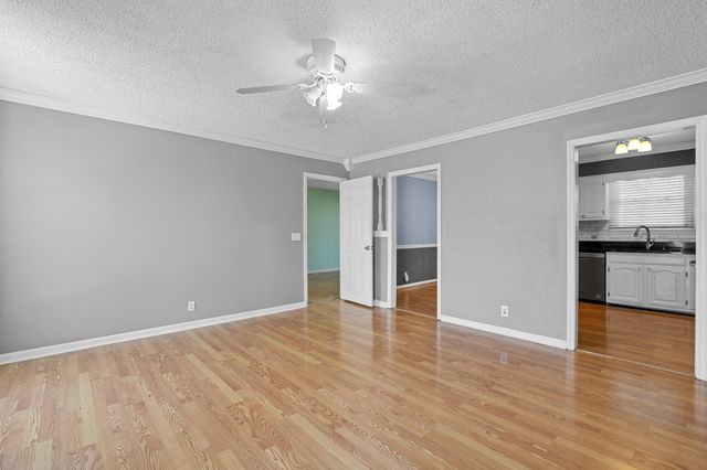 604 Highland View Ct, Hermitage, TN 37076