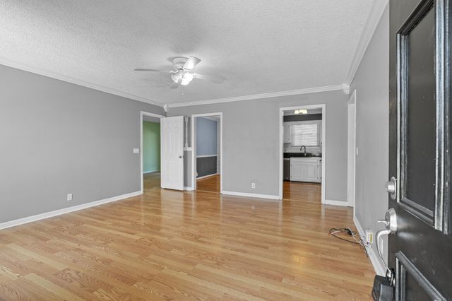 604 Highland View Ct, Hermitage, TN 37076