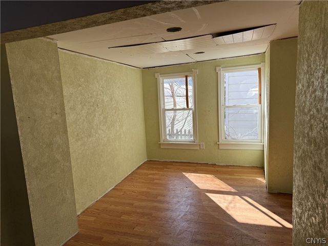 94 East Schuyler Street, Oswego, NY 13126