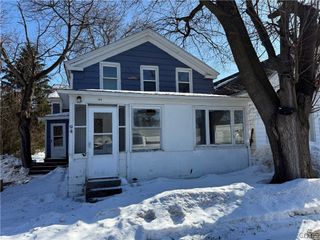 94 East Schuyler Street, Oswego, NY 13126