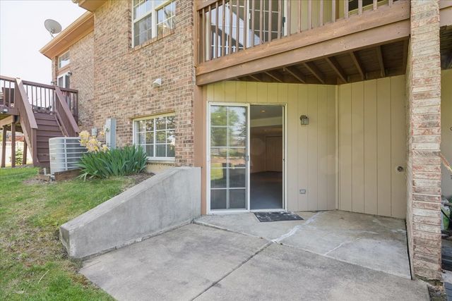 157 Louise Court 157, Wood Dale, IL 60191