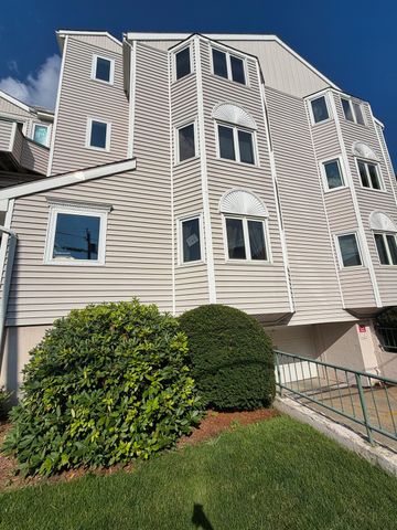 624 Boston Ave 9B, Medford, MA 02155