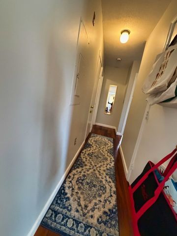 624 Boston Ave 9B, Medford, MA 02155