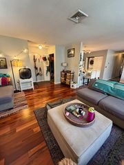 624 Boston Ave 9B, Medford, MA 02155