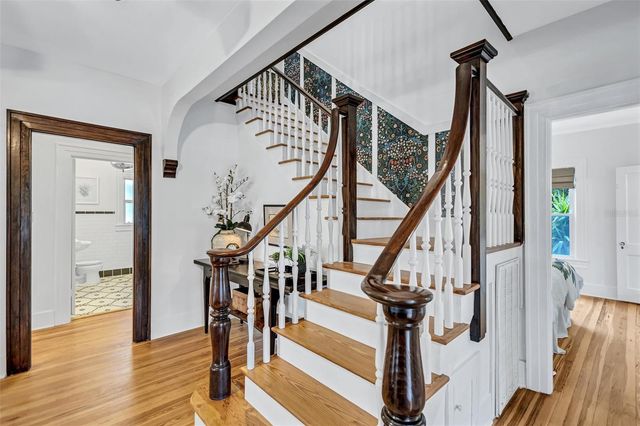 3925 SUNRISE DRIVE S, St Petersburg, FL 33705