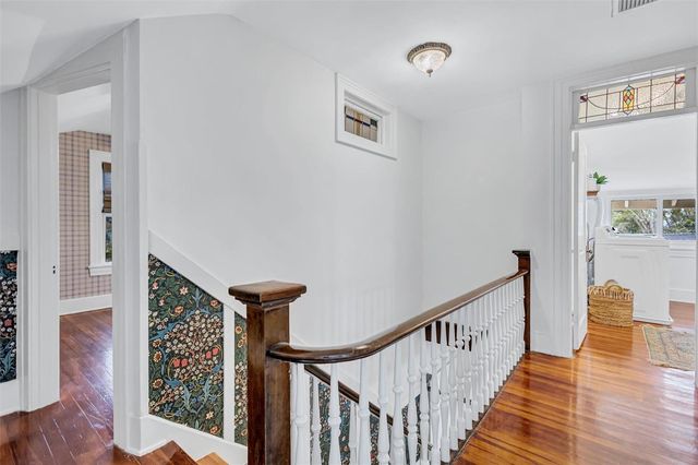 3925 SUNRISE DRIVE S, St Petersburg, FL 33705