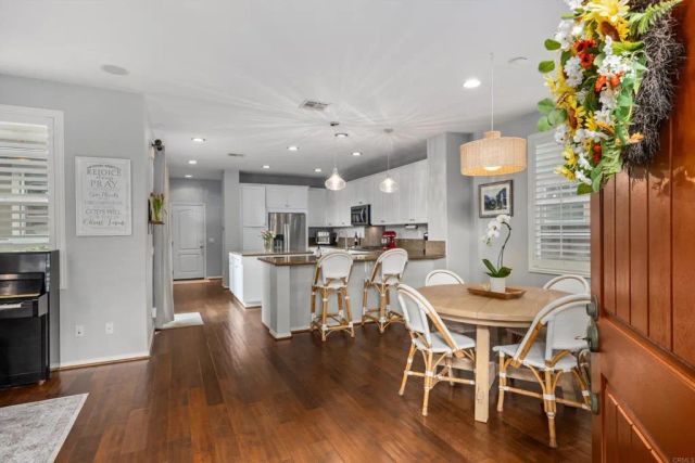 8400 Reagan Glen, San Diego, CA 92127