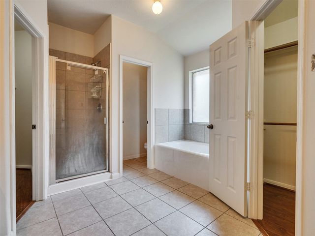 2306 Diamond Springs Drive, Pearland, TX 77584